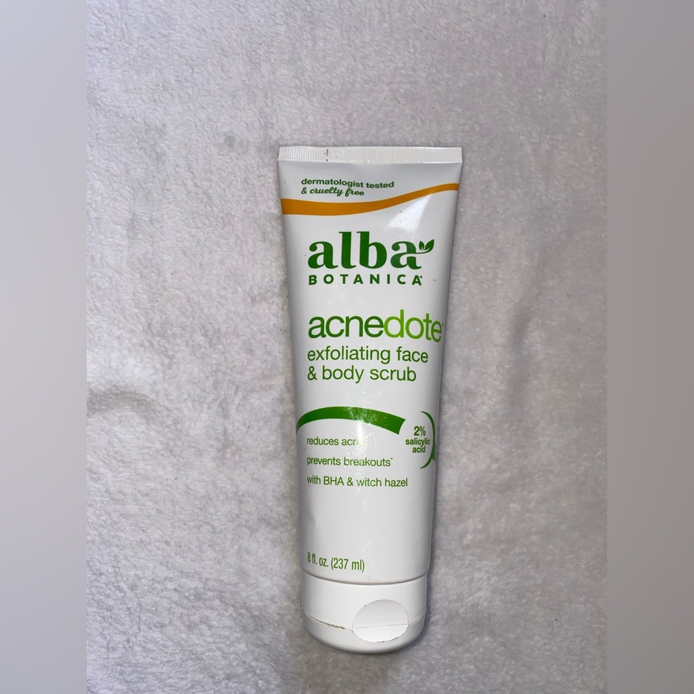 Alba Botanica Acnedote Face & Body Scrub - Green and White